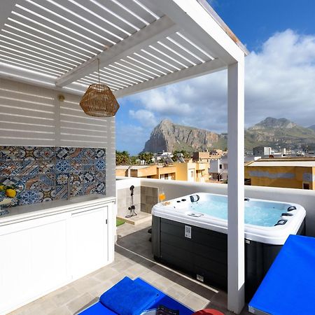 Il Faro E La Luna Beach Apartments Сан-Вито-Ло-Капо Экстерьер фото